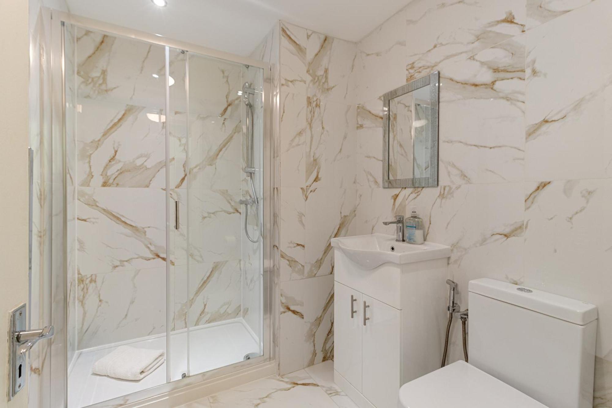 Oxford Street Chic Retreat - Unparalleled Elegance And Urban Comfort! Gc1 London Exteriör bild